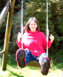 Yvonne on swing